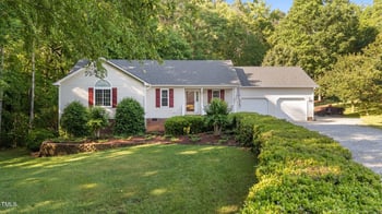205 Smiths Creek Dr, Clayton, NC 27520