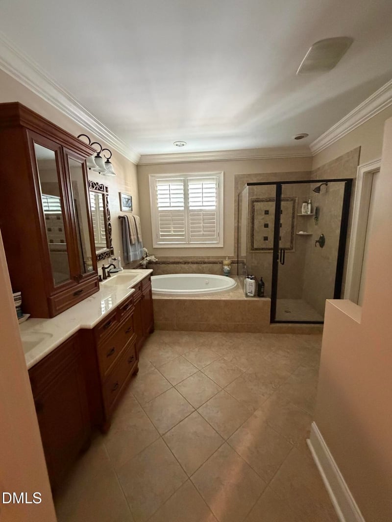 205 Sonoma Valley Dr, Cary, NC 27518