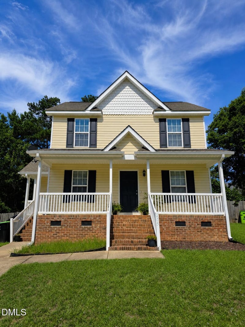 205 Spinel Ln, Knightdale, NC 27545