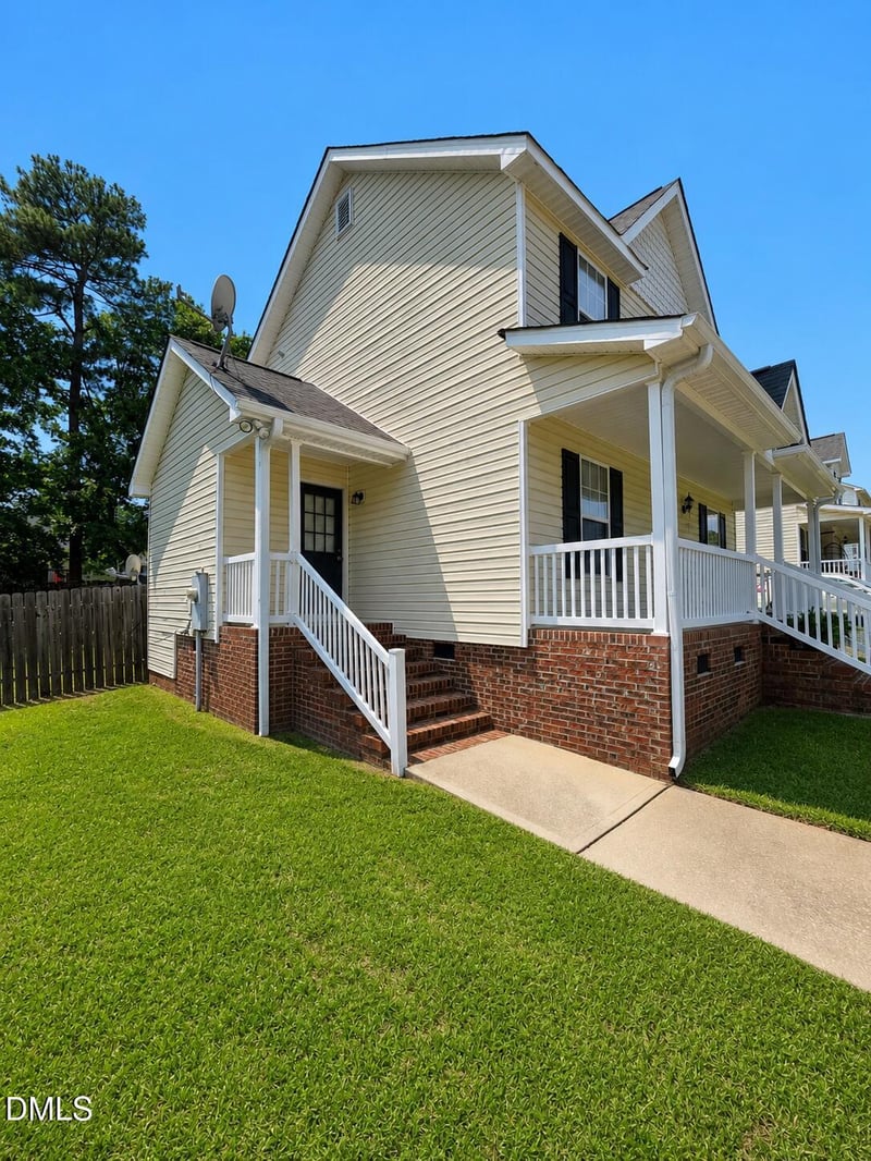 205 Spinel Ln, Knightdale, NC 27545