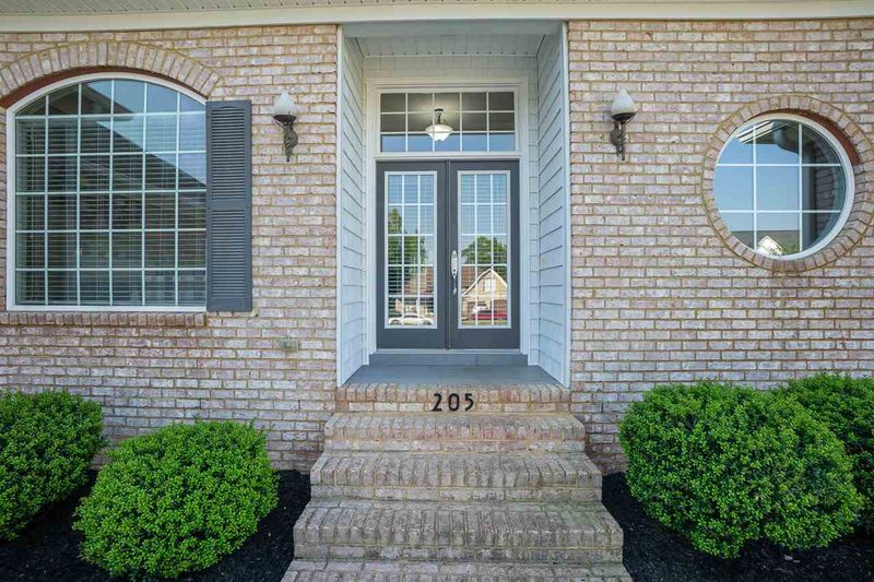 205 Spring Branch Dr, Four Oaks, NC 27524
