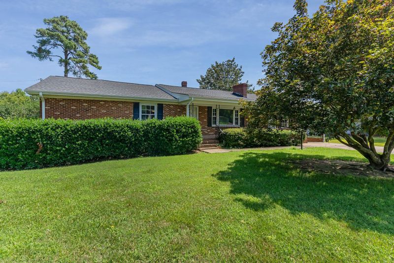 205 Stallings Rd, Zebulon, NC 27597