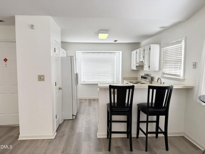 205 Standish Dr, Chapel Hill, NC 27517