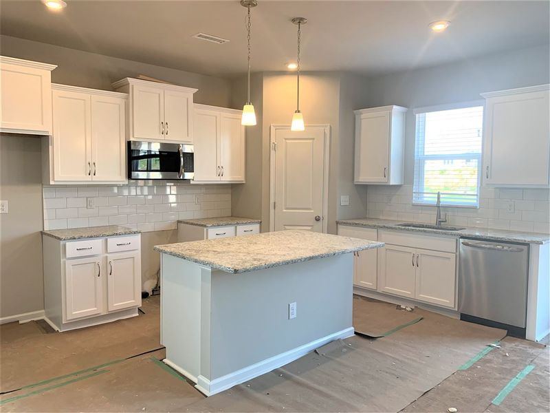 205 Stornoway Ln #246, Clayton, NC 27527