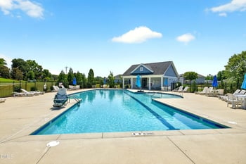 205 Summer Ranch Dr, Fuquay Varina, NC 27526