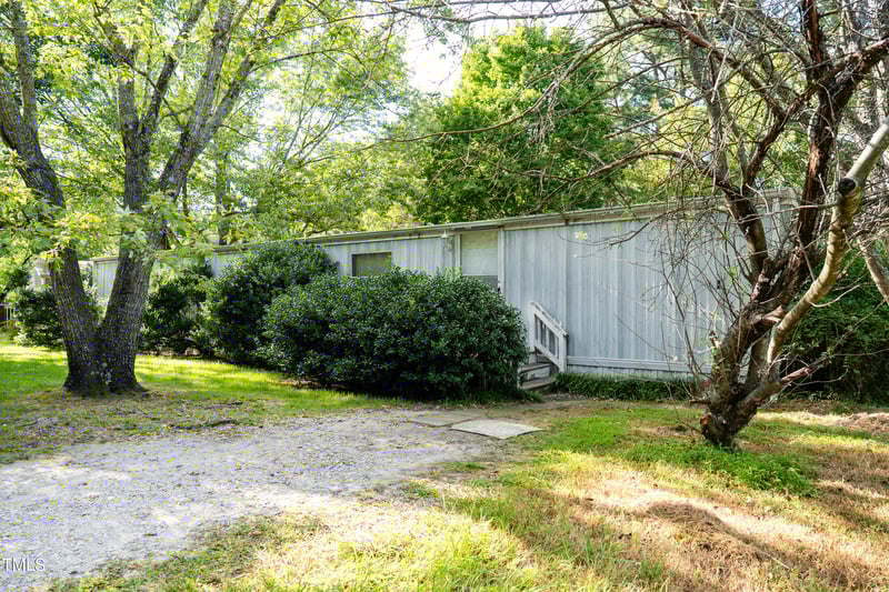 205 Sunset Ave, Morrisville, NC 27560