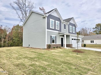 205 Swift Park Dr, Zebulon, NC 27597