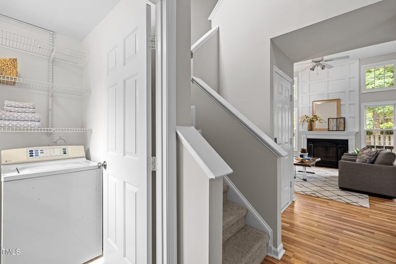 205 Town Creek Dr, Cary, NC 27519