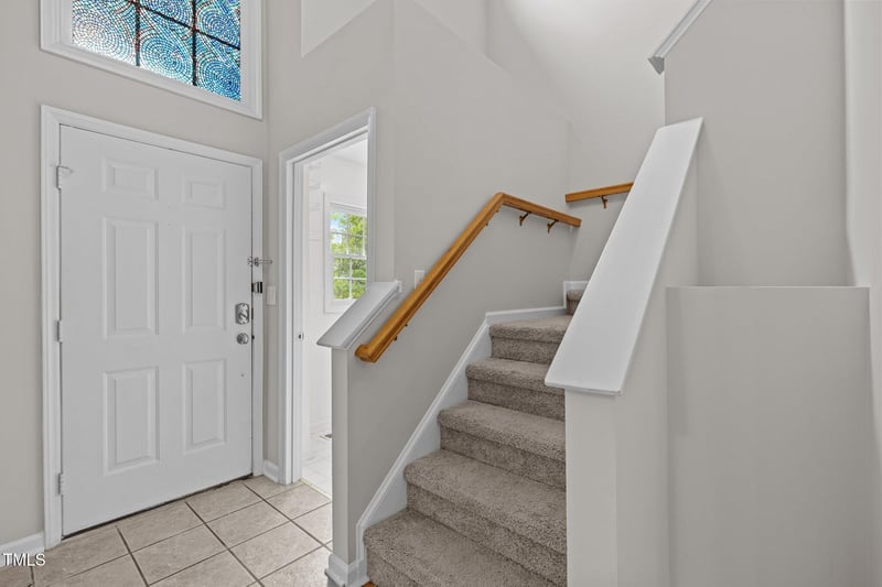 205 Town Creek Dr, Cary, NC 27519