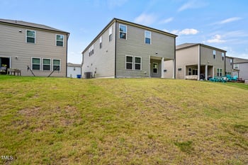 205 Wilbur Lake Dr, Fuquay Varina, NC 27526