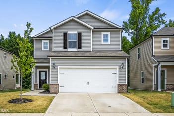 205 Wilbur Lake Dr, Fuquay Varina, NC 27526