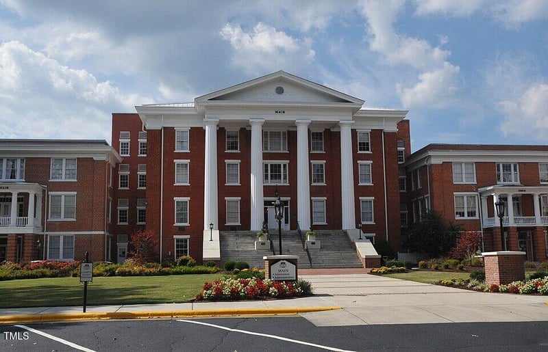 205 Williamson St, Louisburg, NC 27549