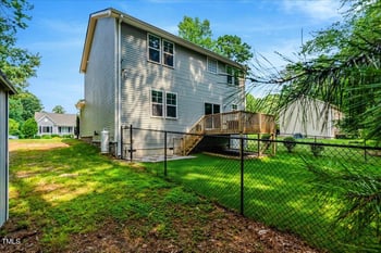 205 Willow Ridge Dr, Louisburg, NC 27549