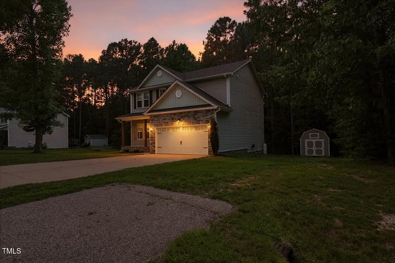 205 Willow Ridge Dr, Louisburg, NC 27549