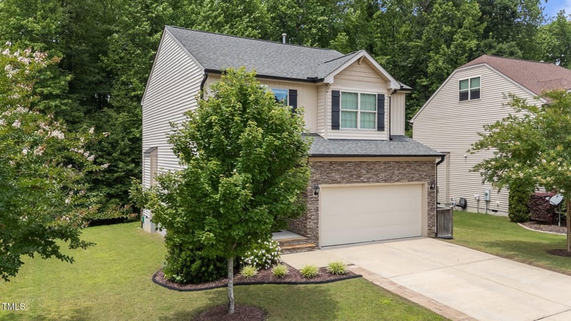205 Willow Weald Ct, Fuquay Varina, NC 27526
