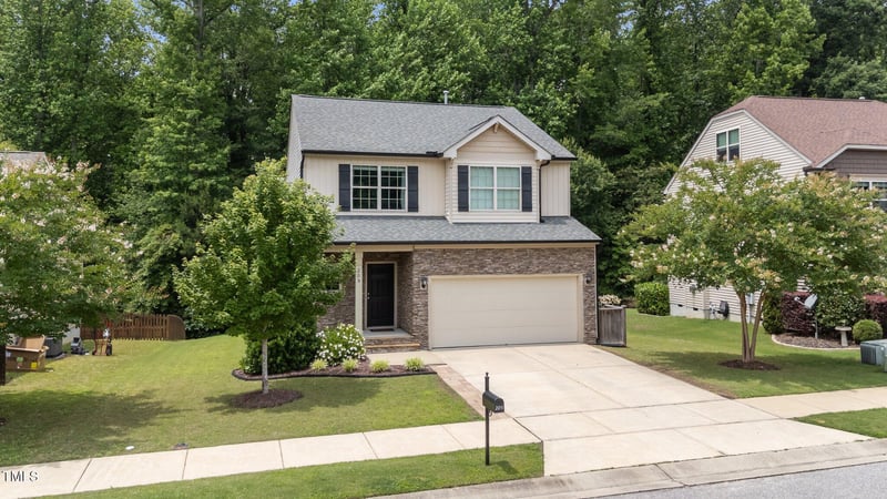205 Willow Weald Ct, Fuquay Varina, NC 27526