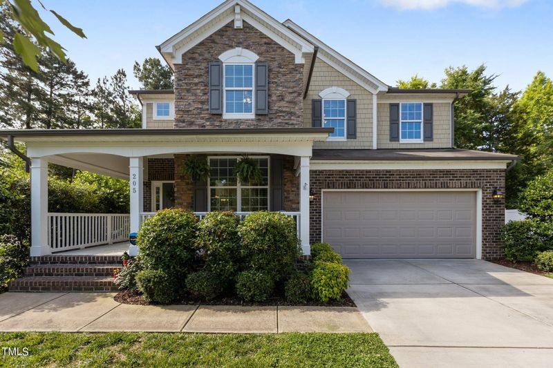 205 Willowbend Ln, Hillsborough, NC 27278