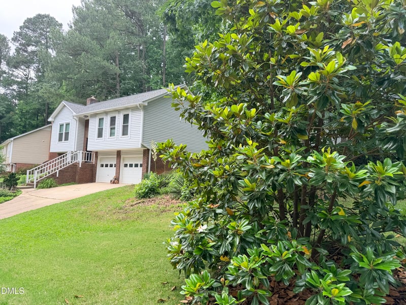 205 Wyatts Pond Ln, Cary, NC 27513