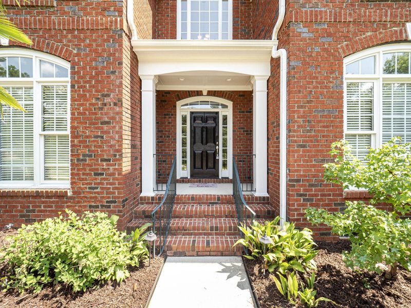 205 Yale Ln, Chapel Hill, NC 27517