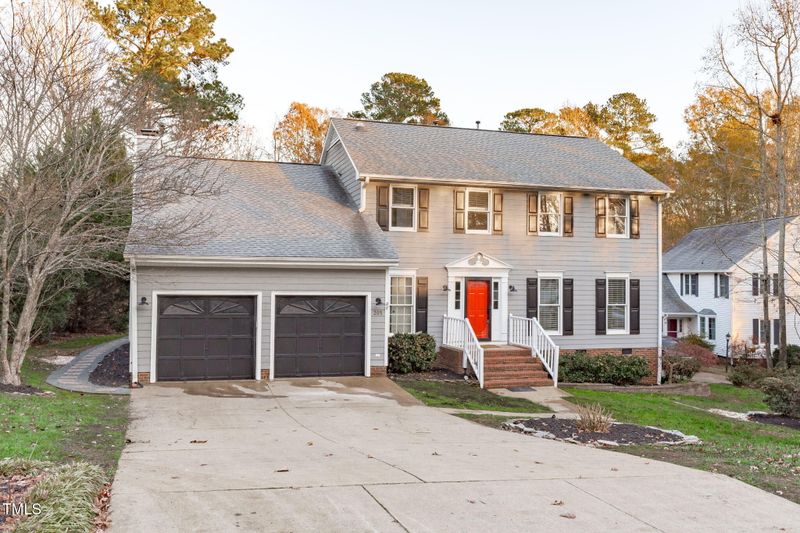 205 Youngsford Ct, Cary, NC 27513