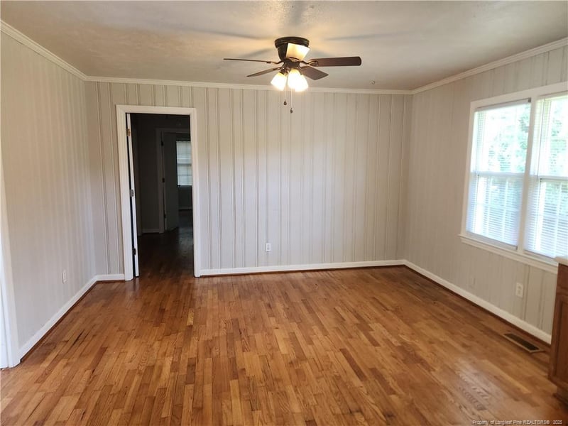 2050 Ironwood Dr, Fayetteville, NC 28304