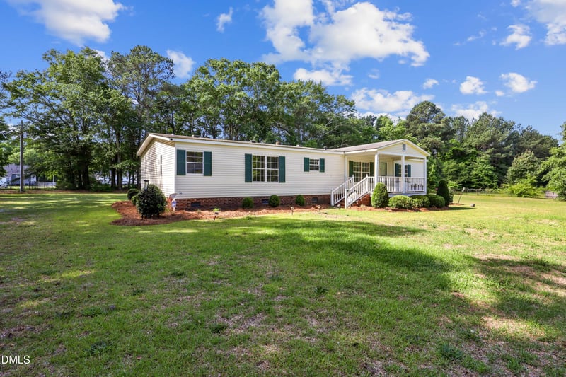 2051 Old Grantham Rd, Goldsboro, NC 27530