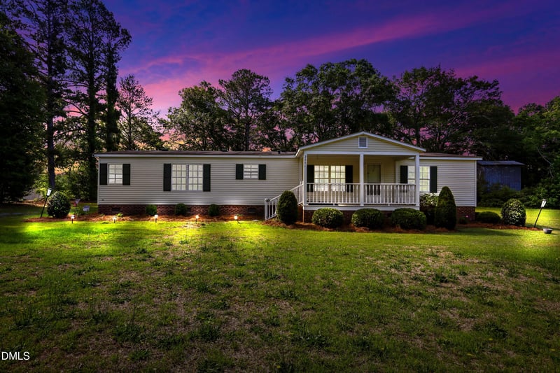 2051 Old Grantham Rd, Goldsboro, NC 27530