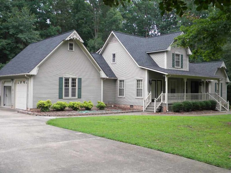 2052 Coxwoods Rd, Clayton, NC 27520