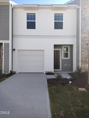 2053 Glen Crossing Dr, Durham, NC 27704