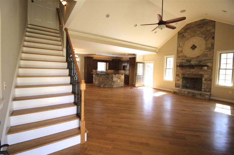 2056 Morgan Hill Dr, Creedmoor, NC 27522
