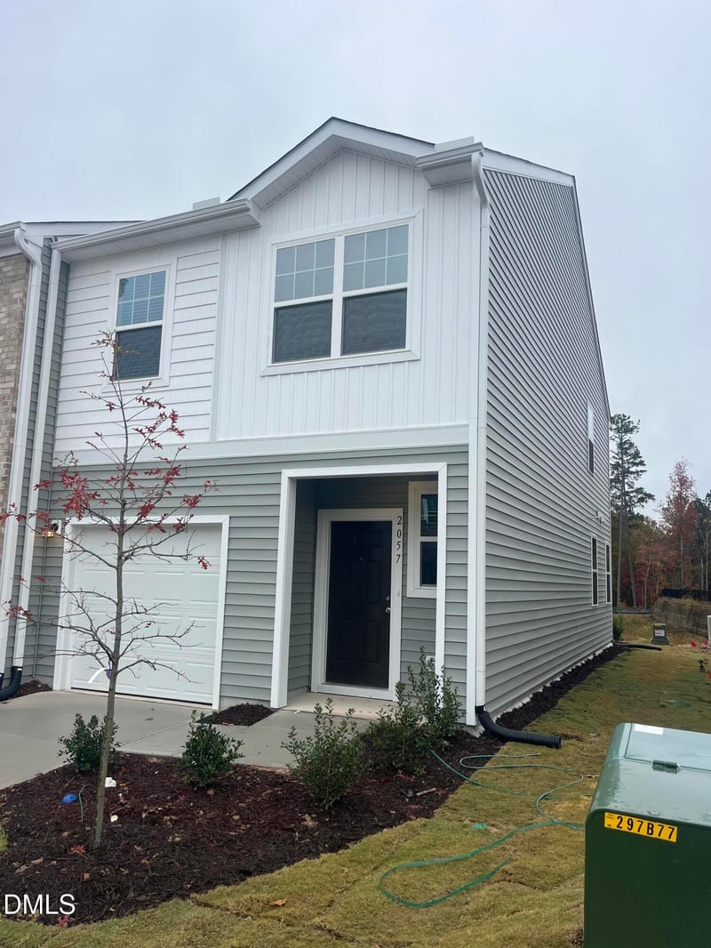 2057 Glen Crossing Dr, Durham, NC 27704