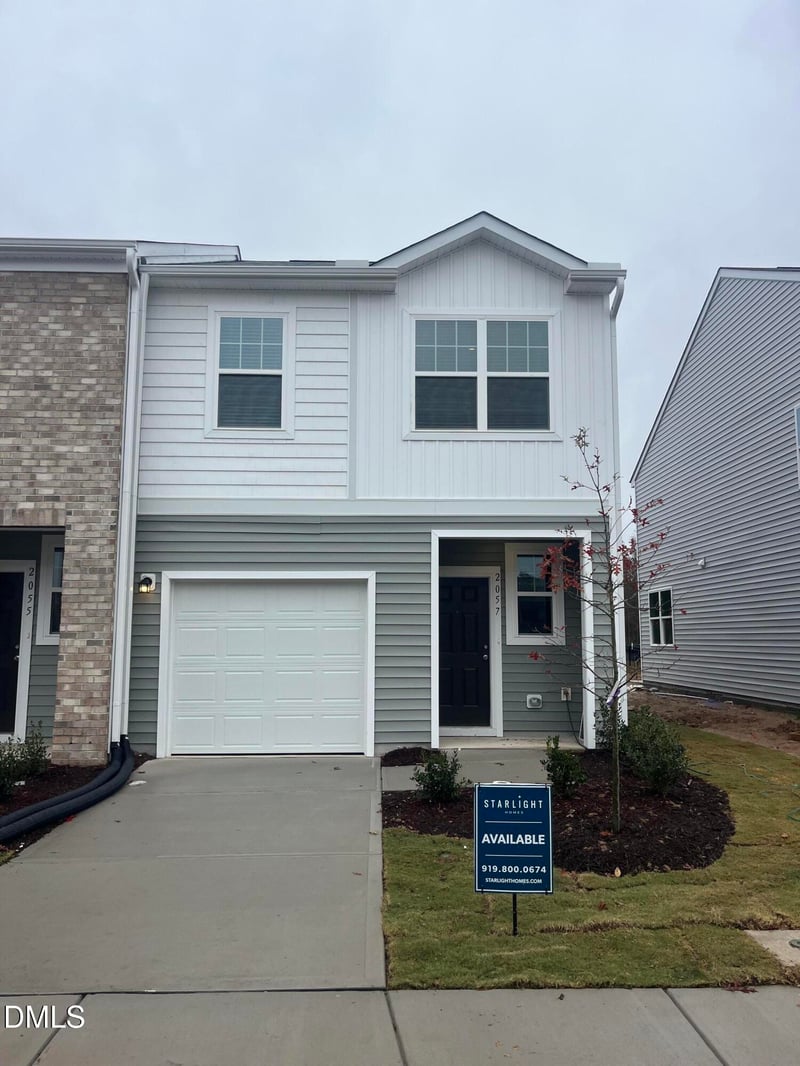 2057 Glen Crossing Dr, Durham, NC 27704