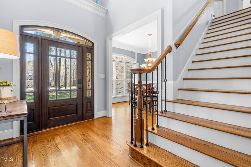 2057 Queen Charlotte Pl, Raleigh, NC 27610