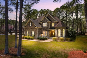 2057 Queen Charlotte Pl, Raleigh, NC 27610