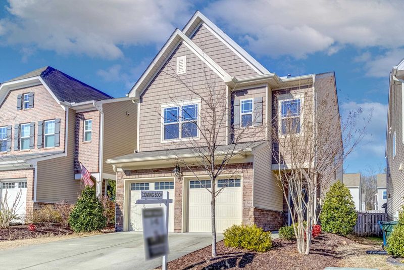 2058 October Dr, Durham, NC 27703