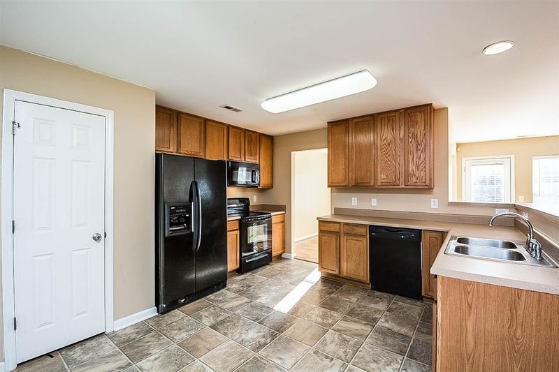 2059 Spring Creek Dr, Durham, NC 27704