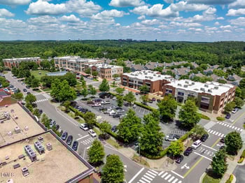 206 Brookgreen Dr, Chapel Hill, NC 27516