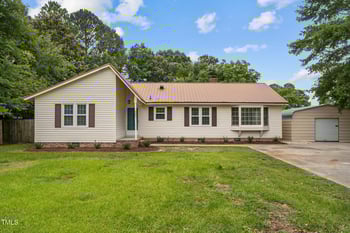 206 Bryant Cir, Goldsboro, NC 27534
