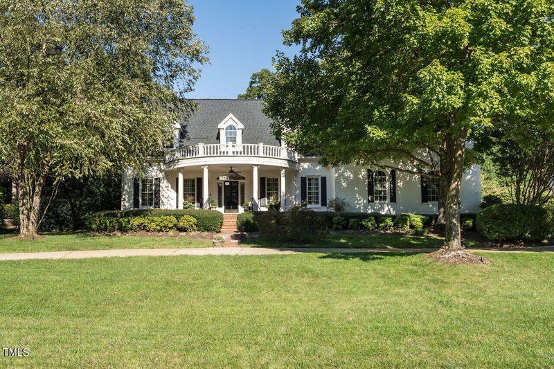 206 Chalon Dr, Cary, NC 27511