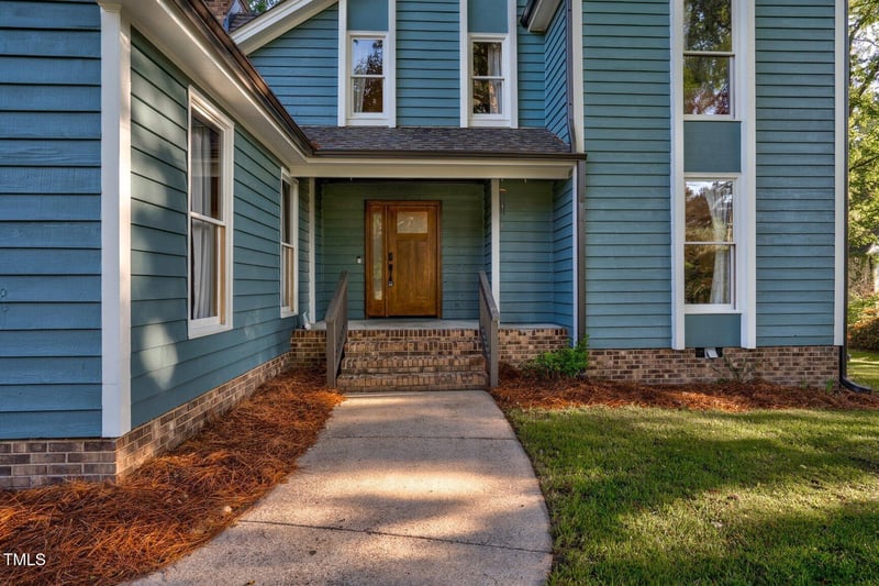 206 Cottrell Dr, Louisburg, NC 27549