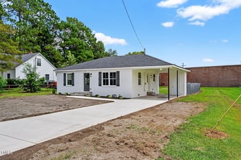 206 Elm St, Princeton, NC 27569