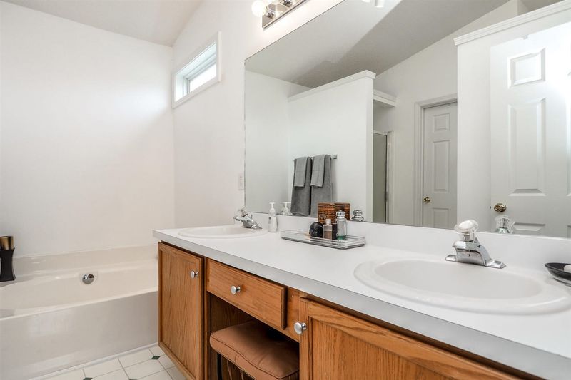 206 Fallenwood Ave, Durham, NC 27713