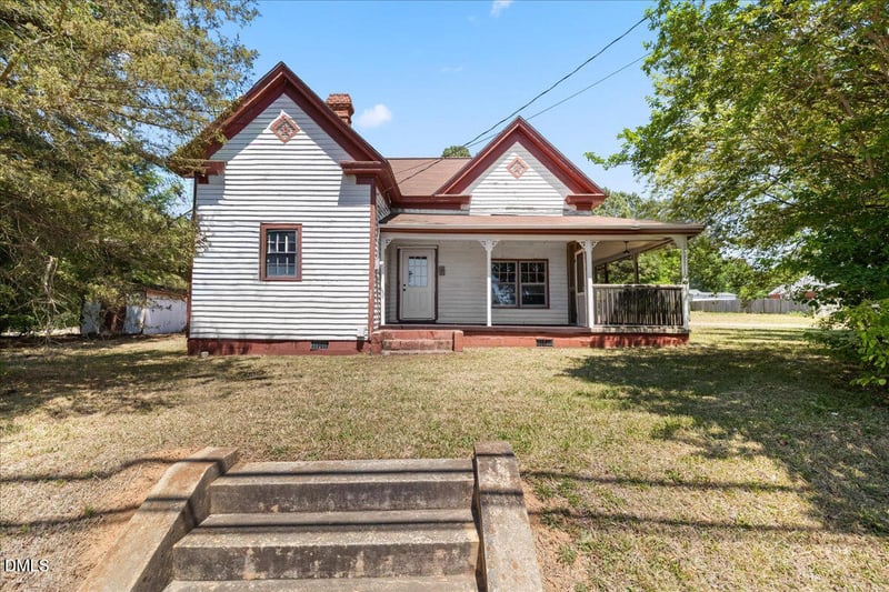 206 Garner Rd, Garner, NC 27529