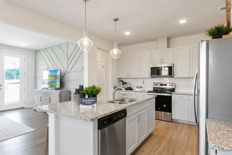 206 Gilder Woods Dr, Garner, NC 27529