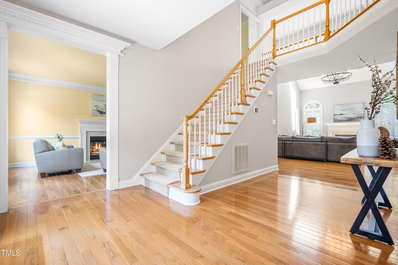206 Glebe Way, Cary, NC 27519