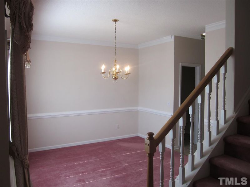 206 Glenmore Rd, Chapel Hill, NC 27516