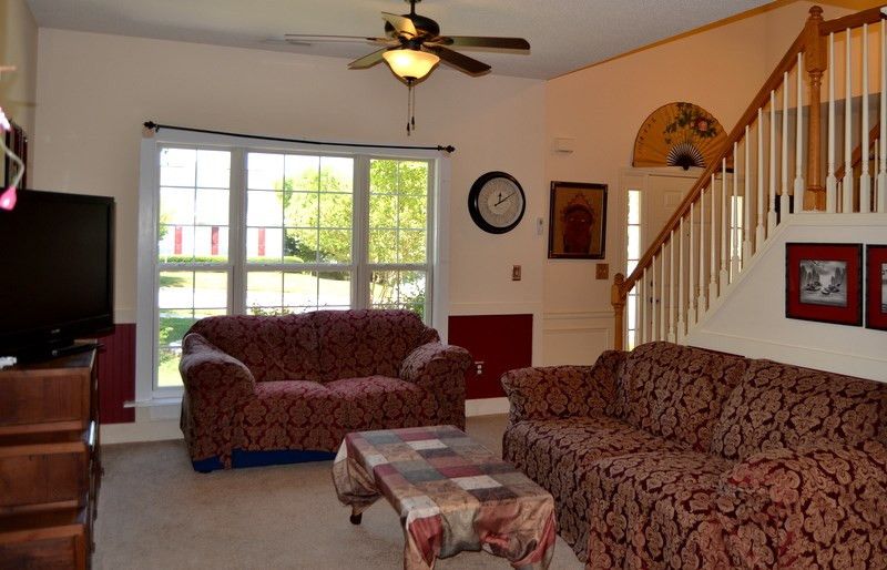 206 Grassy Point Rd, Apex, NC 27502