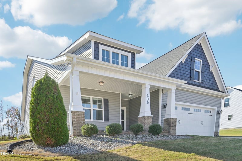 206 Heart Pine Dr, Wendell, NC 27591