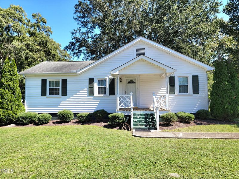 206 Hester St, Knightdale, NC 27545