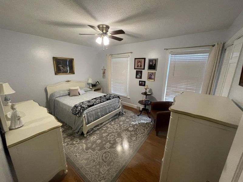 206 W Holding St, Smithfield, NC 27577